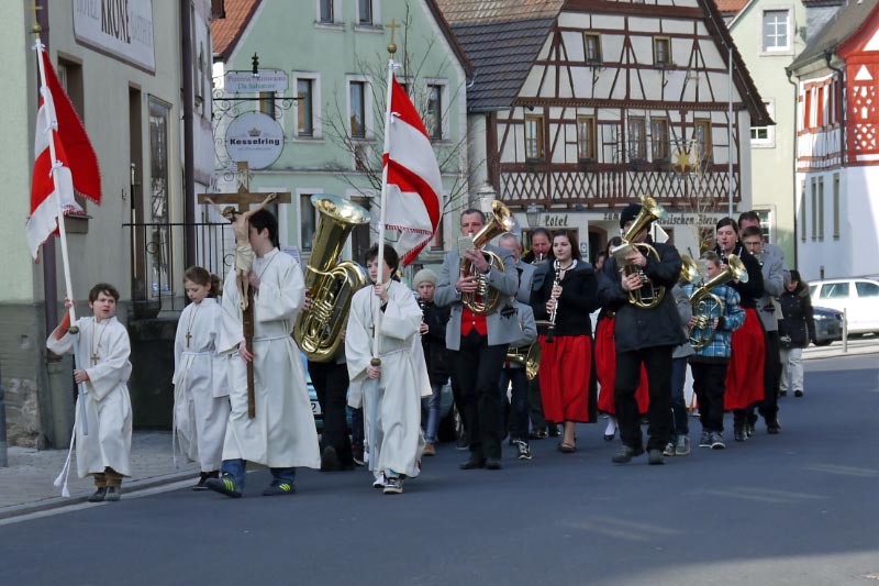 2013--KOMMUNION
