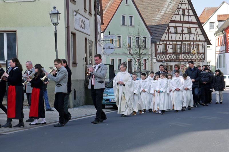 2013--KOMMUNION