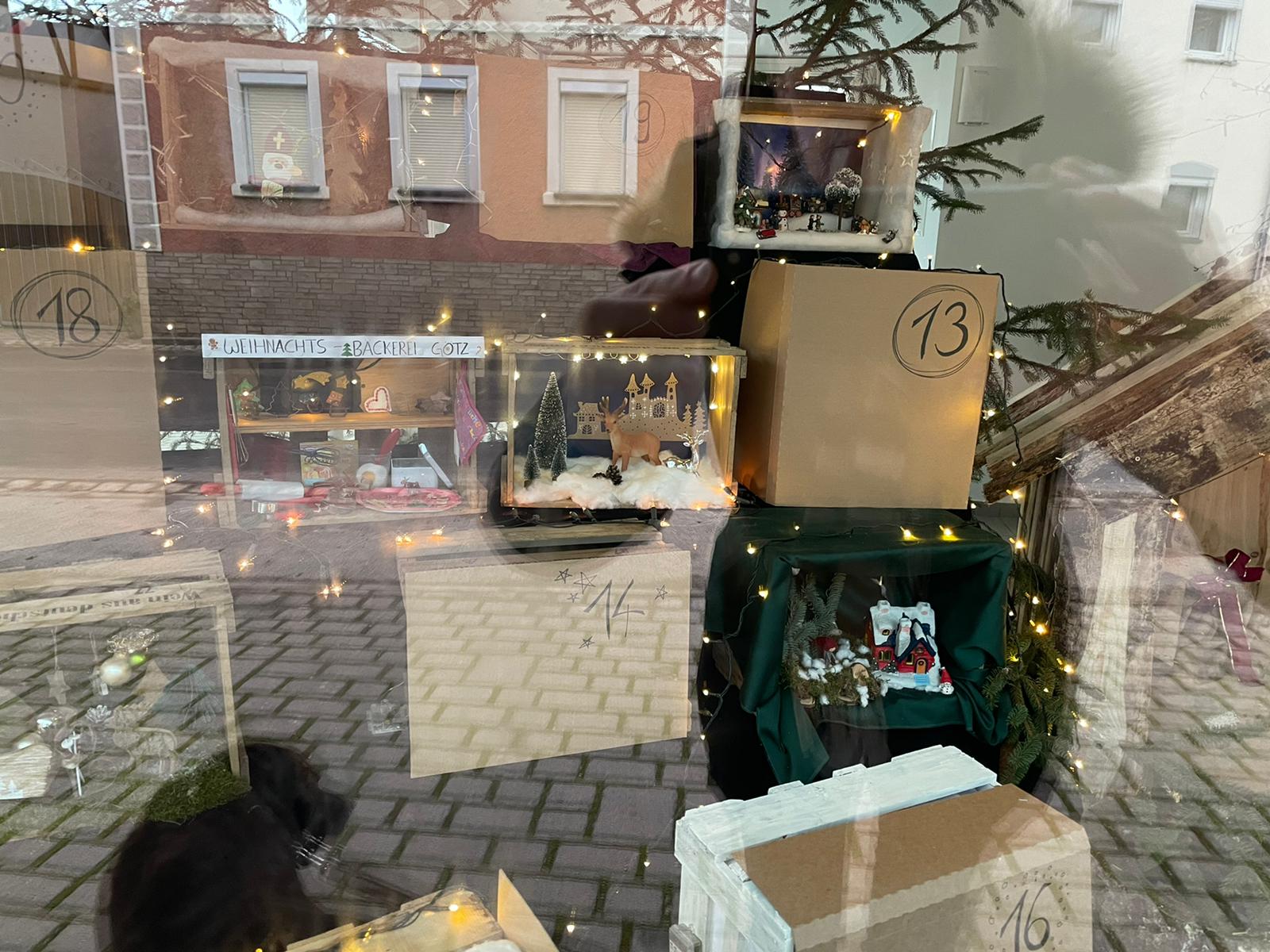 Adventsfenster 8