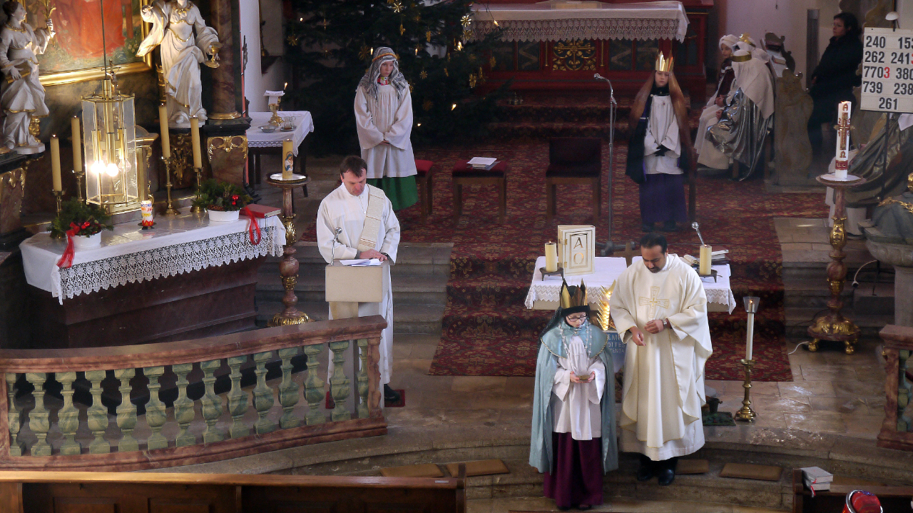 Gottesdienst zur Aussendung der Sternsinger 2017