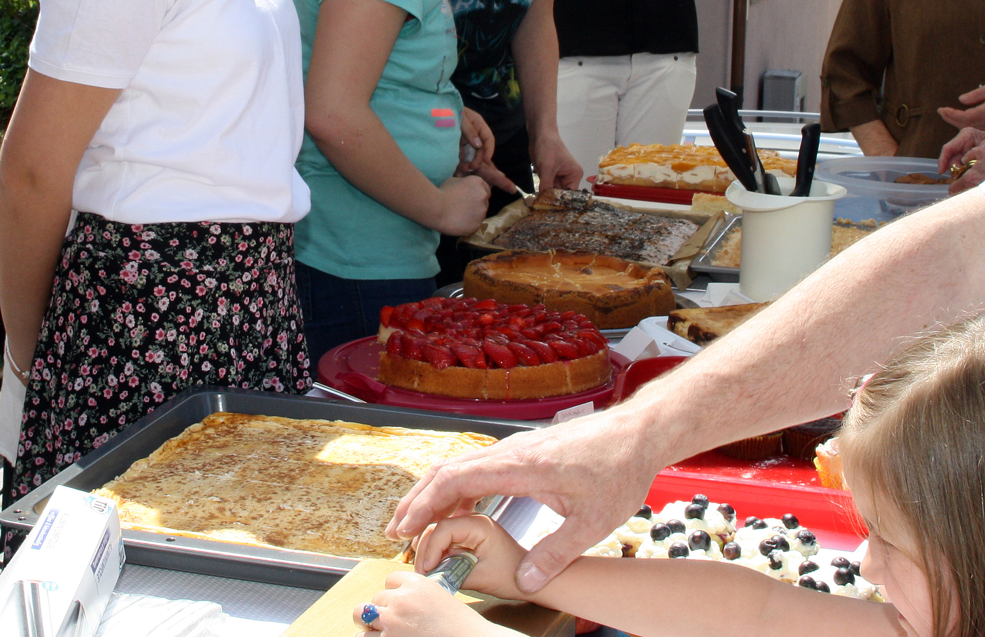 Leckere Kuchen von den Firmlingen